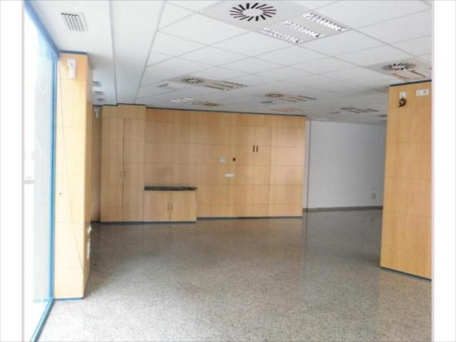 Local comercial en venta en Lucena, Lucena photo 0