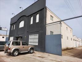 Nave industrial en venta en Lucena, Lucena photo 0