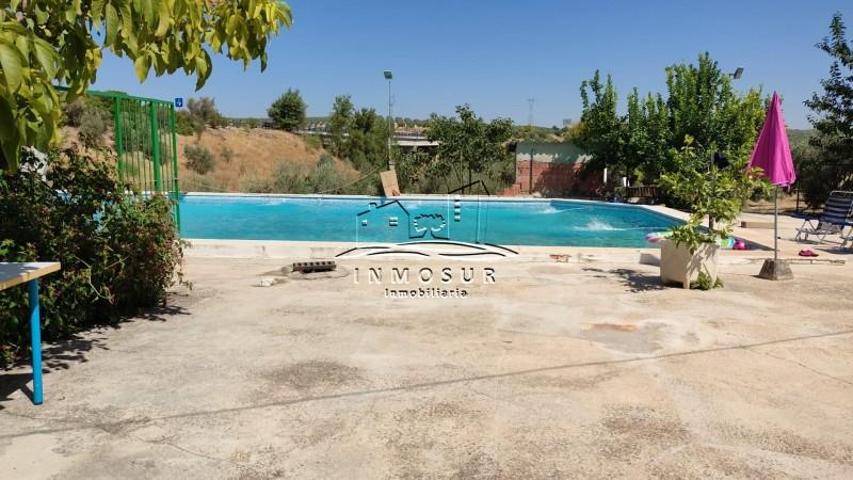 Chalet en venta en Lucena, Lucena photo 0