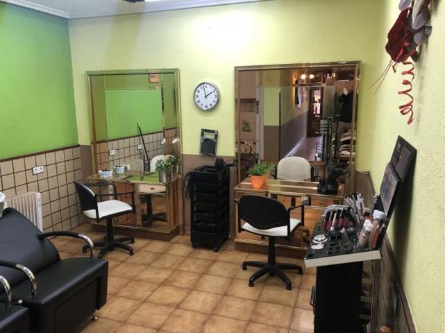 Local comercial en alquiler en Oviedo, Oviedo photo 0