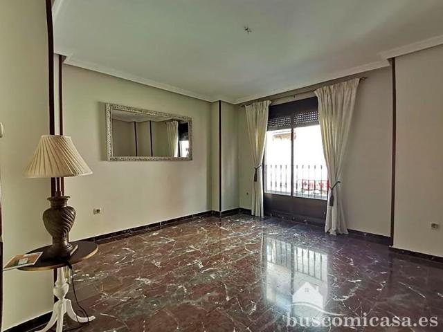 Piso en alquiler en Linares, Calle Cervantes, 23700 photo 0