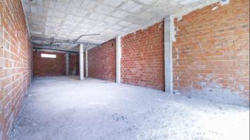 Local comercial en alquiler en Els Poblets photo 0