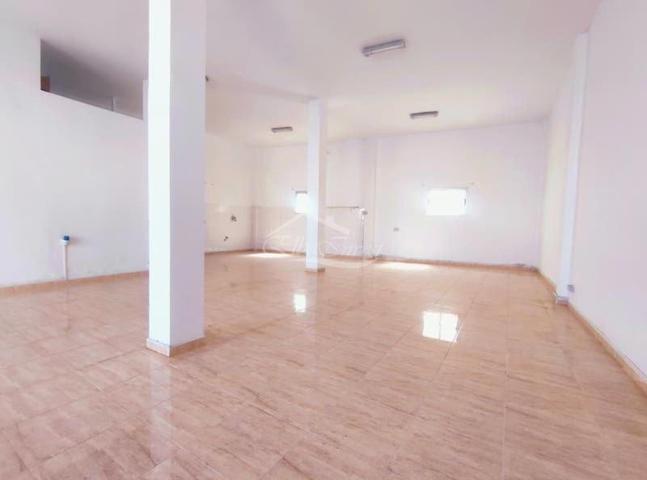 Local comercial en alquiler en Arona photo 0