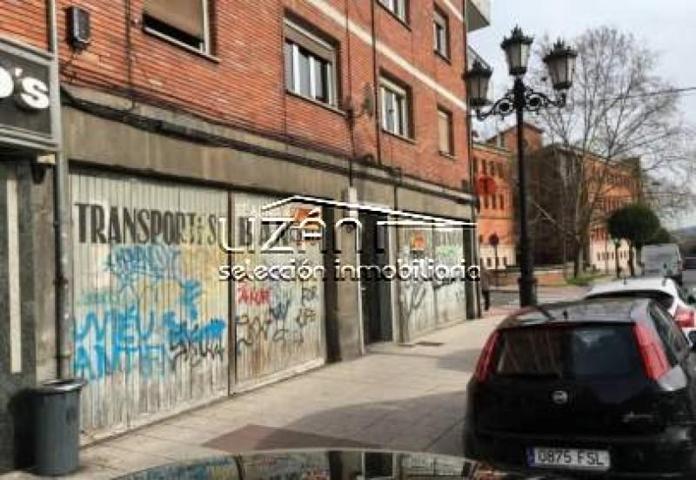 Local comercial en alquiler en Oviedo, Oviedo photo 0