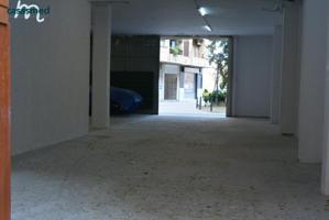 Local comercial en alquiler en Valencia, Benimaclet photo 0