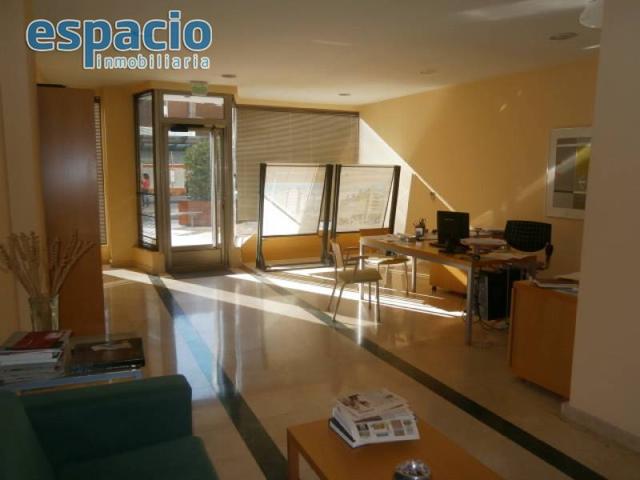 Local comercial en alquiler en Ponferrada, Centro photo 0