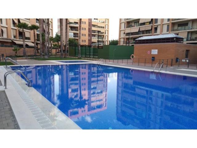 Piso en alquiler en Alicante, Pau photo 0