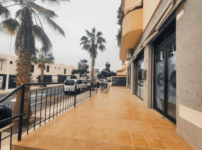 Local comercial en alquiler en Adeje, El Galeón photo 0