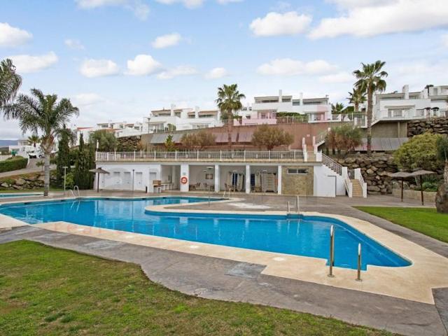Bungalow en alquiler en Algarrobo photo 0