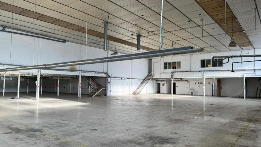 Nave industrial en alquiler en Elda, Campo Alto photo 0