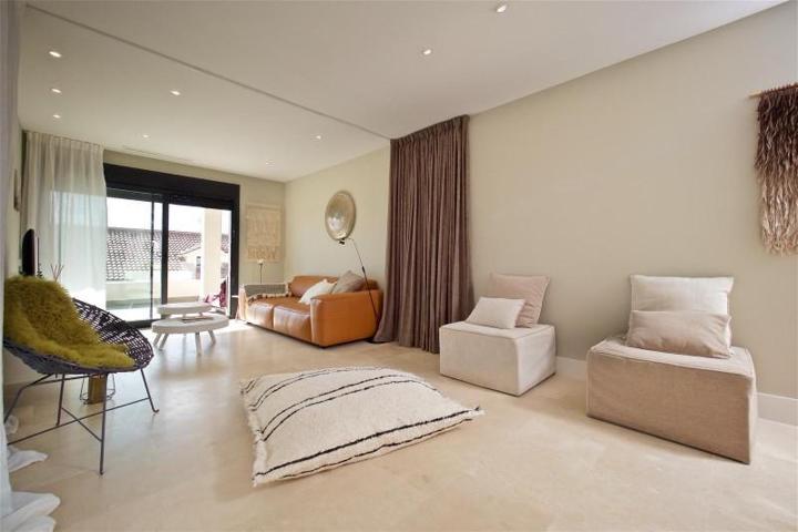 Apartamento en alquiler en Estepona, Estepona East - Selwo photo 0
