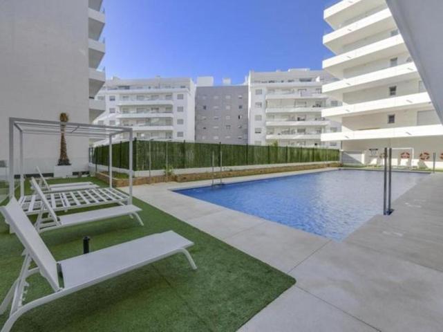 Apartamento en alquiler en Marbella, Nueva Andalucia - Guadaiza photo 0