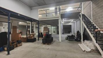 Nave industrial en alquiler en Sant Feliu de Llobregat, Centre photo 0