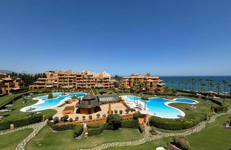 Apartamento en alquiler en Estepona, Estepona East - Los Granados del Mar photo 0