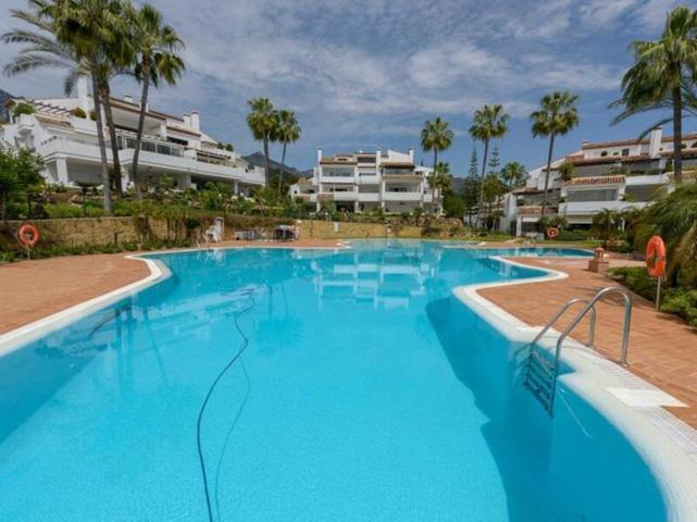 Apartamento en alquiler en Marbella, Marbella Golden Mile photo 0