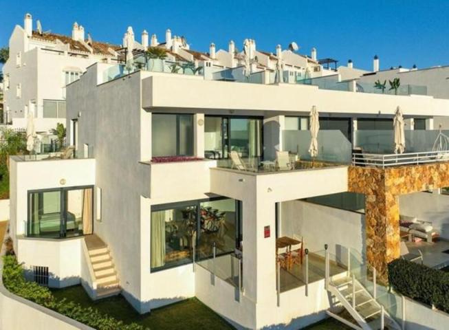 Adosada en alquiler en Marbella, Marbella Golden Mile - Marbella Senses photo 0