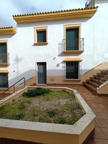 Adosada en venta en Priego de Córdoba, Priego de Córdoba photo 0