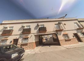 Casa en venta en Utrera, La Fontanilla photo 0