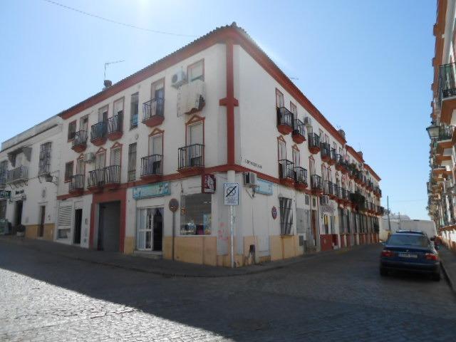 Piso en venta en Moguer, Costa de la luz photo 0