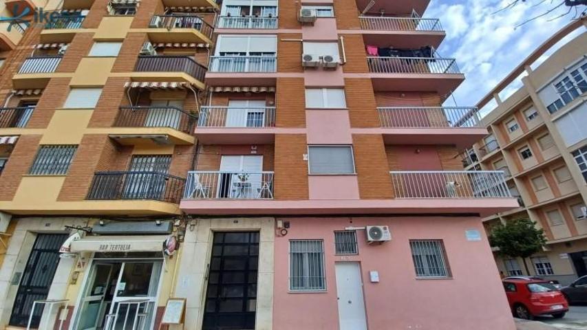 Piso en venta en Huelva, Reina Victoria - Matadero photo 0