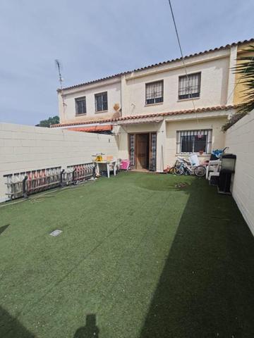Adosada en venta en Elda, La torreta photo 0