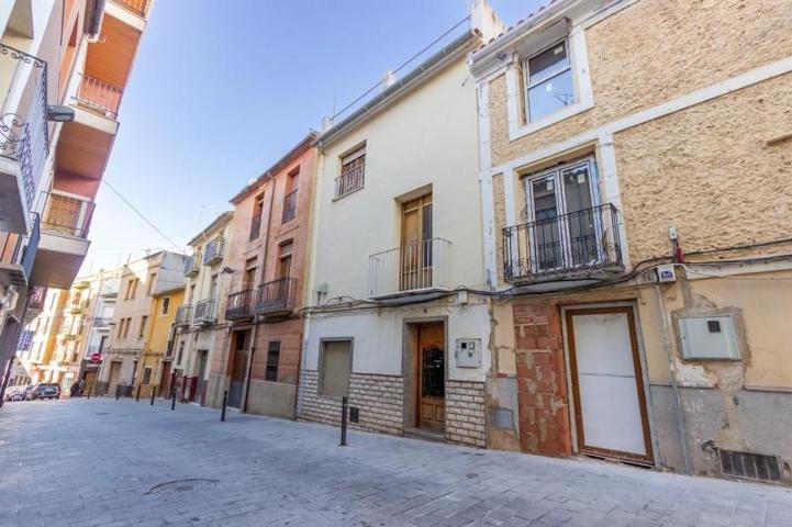 Casa en venta en Ibi, Comunidad valenciana photo 0