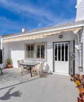 Adosada en venta en Torrevieja, Baix Segura photo 0