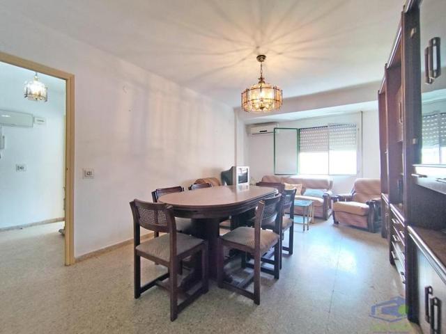 Piso en venta en Torrent, POBLE NOU photo 0