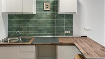 Local comercial en venta en Alicante photo 0