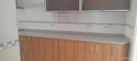 Piso en venta en Plasencia photo 0