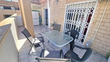 Apartamento en venta en Torrevieja, Centro photo 0