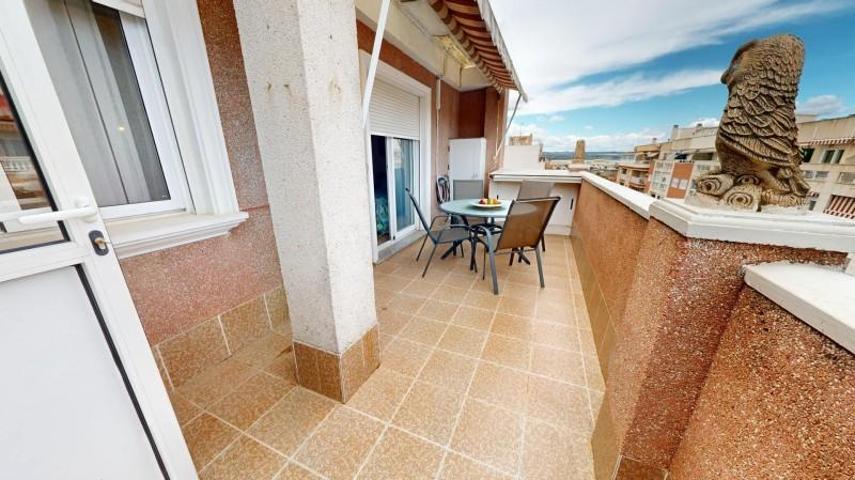 Aticos en venta en Torrevieja, Centro photo 0