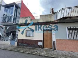 Casa en venta en Camas, La panoleta photo 0