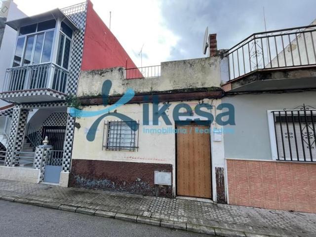 Casa en venta en Camas, La panoleta photo 0