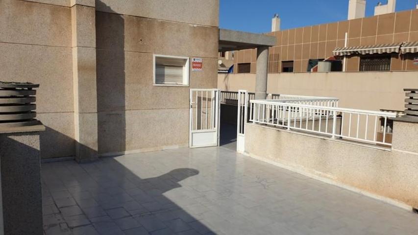 Aticos en venta en Torrevieja, Centro photo 0