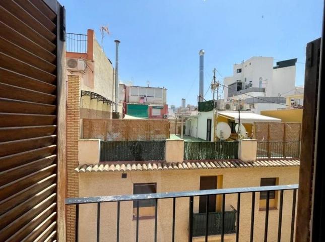 Apartamento en venta en Benidorm photo 0