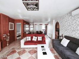 Piso en venta en Barcelona, Baró de Viver photo 0