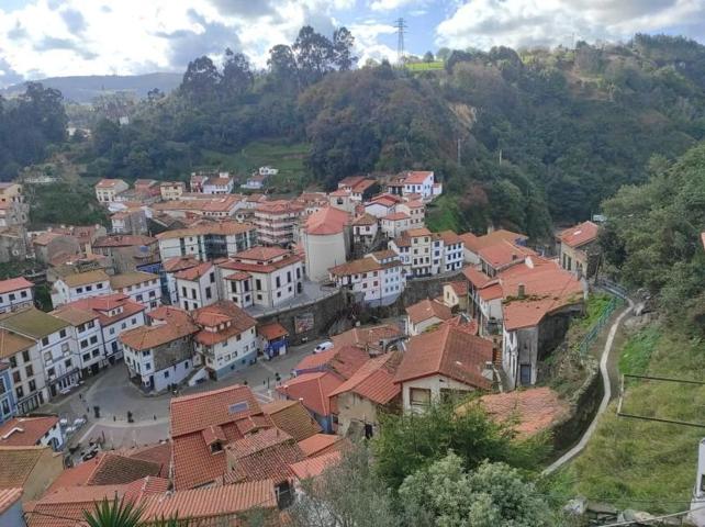 Chalet en venta en Cudillero, Área de Avilés photo 0