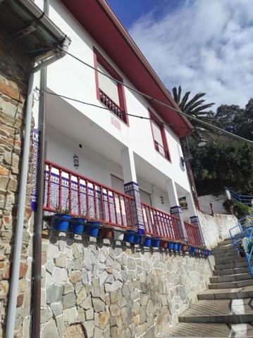 Chalet en venta en Cudillero, Área de Avilés photo 0