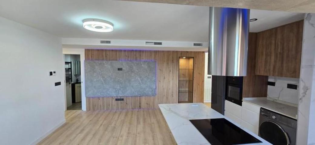Piso en venta en Zaragoza, Calle de Emilio Castelar, 50013 photo 0