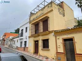 Adosada en venta en Tomares, Santa Eufemia photo 0