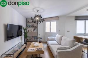 Piso en venta en Granada, Centro photo 0