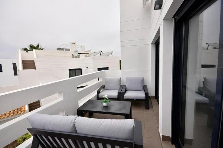 Aticos en venta en Orihuela Costa, Las Ramblas photo 0
