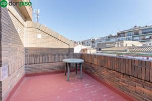 Aticos en venta en Granada, Constitucion photo 0