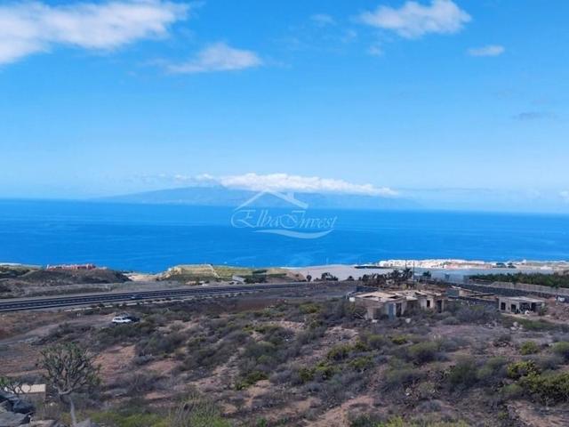 Terreno en venta en Guía de Isora, Los Llanitos photo 0