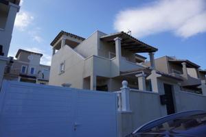 Chalet en venta en San Miguel de Salinas, San Miguel de Salinas photo 0