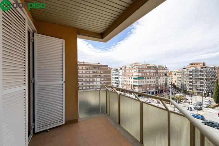 Piso en venta en Granada, Plaza einstein photo 0