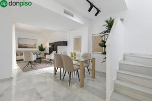 Atico Duplex en venta en Granada, Constitucion photo 0