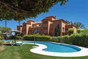 Apartamento en venta en Benahavís, Los Flamingos photo 0