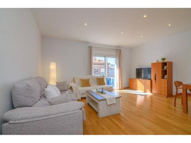 Piso en venta en Castelldefels, Centre photo 0